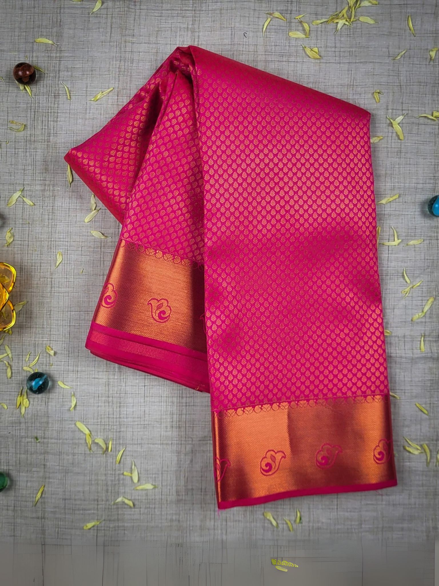 Vasthrakala Magenta Pink with Copper-Gold Border
